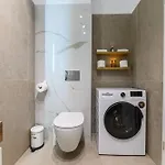 Matisse Coresi With Free Private Parking Apartment *