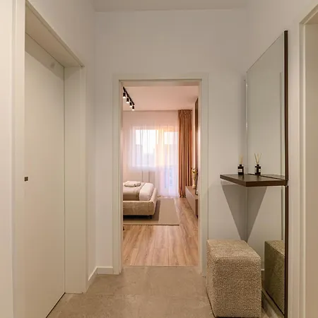Matisse Coresi With Free Private Parking Brasov