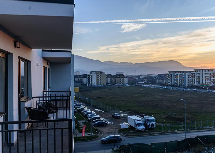 Matisse Coresi With Free Private Parking