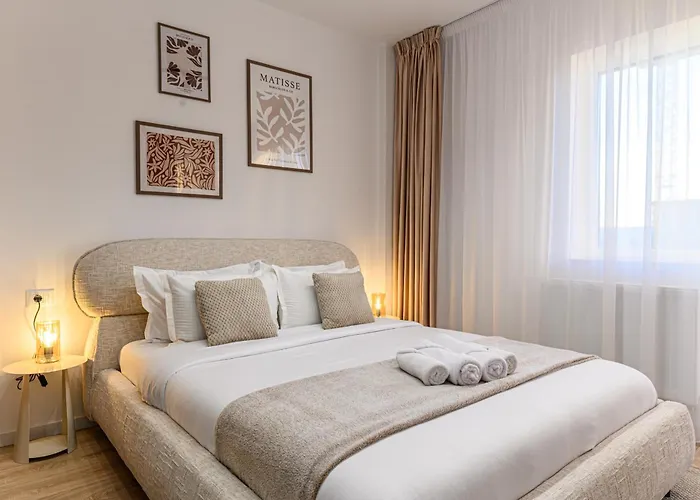 Apartment Matisse Coresi With Free Private Parking Brasov